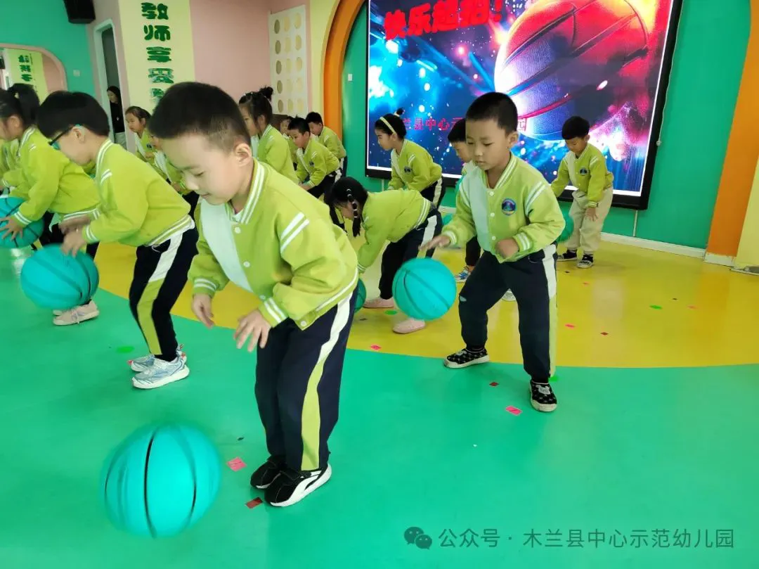 青少年篮球爱好者如何提高接球技巧?_1